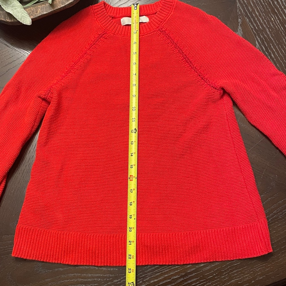 Red Sweater - Picture 4 of 7